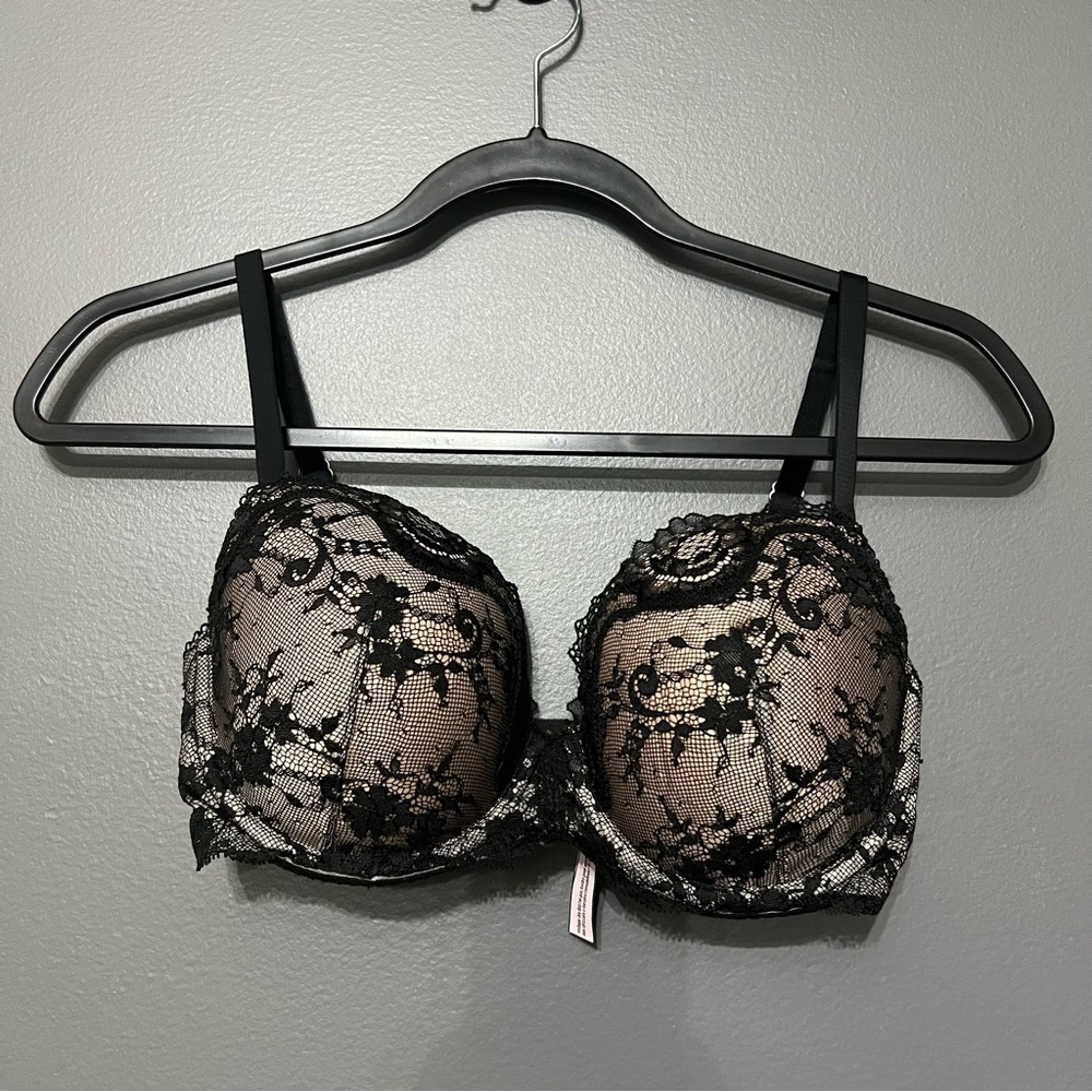 Victoria’s Secret 32DDD